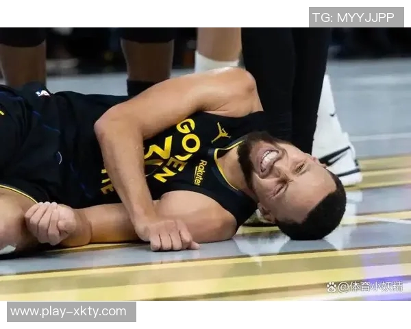 勇士官方宣布库里股四头肌受伤一周后将进行复查评估